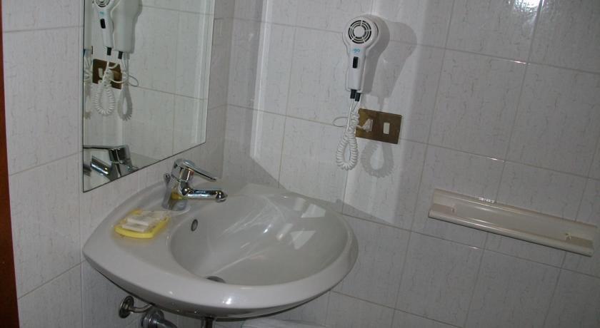 Albergo Alla Pesa San Pietro In Cariano Camera foto